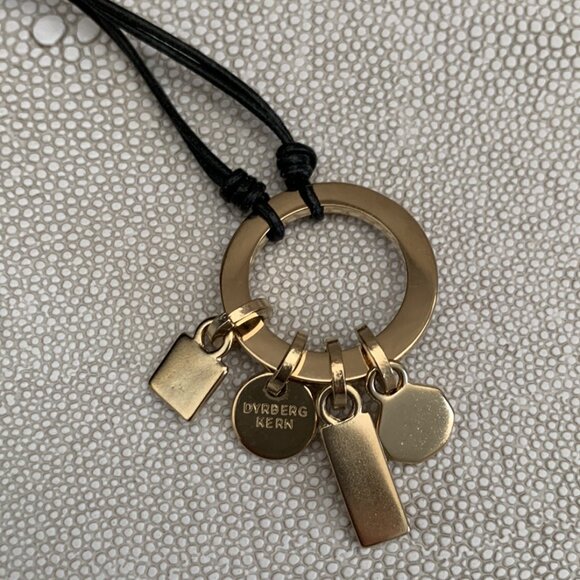 Dyrberg/Kern Thordis gem shaped pendant leather necklace - Picture 3 of 3